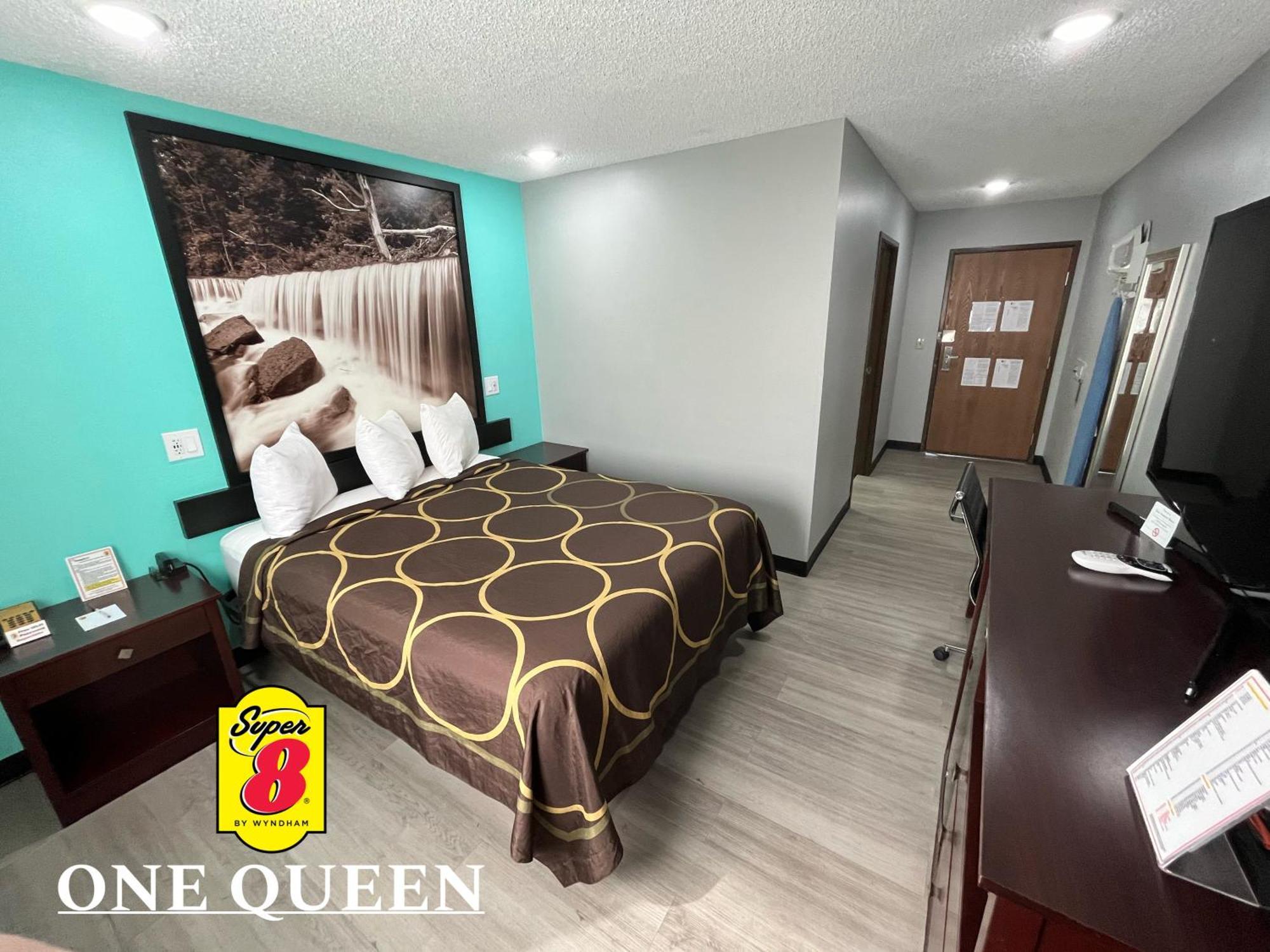 Super 8 By Wyndham Emporia Motel Luaran gambar